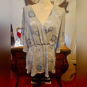 Torrid Size 1 (14/16) Babydoll Surplice Top